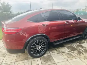 Mercedes-Benz GLC-Class 2017 Red
