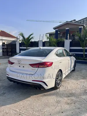 Hyundai Elantra Sport 2018 White