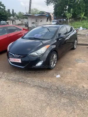 Hyundai Elantra GLS Sedan FWD (1.8L 4cyl 6M) 2013 Black