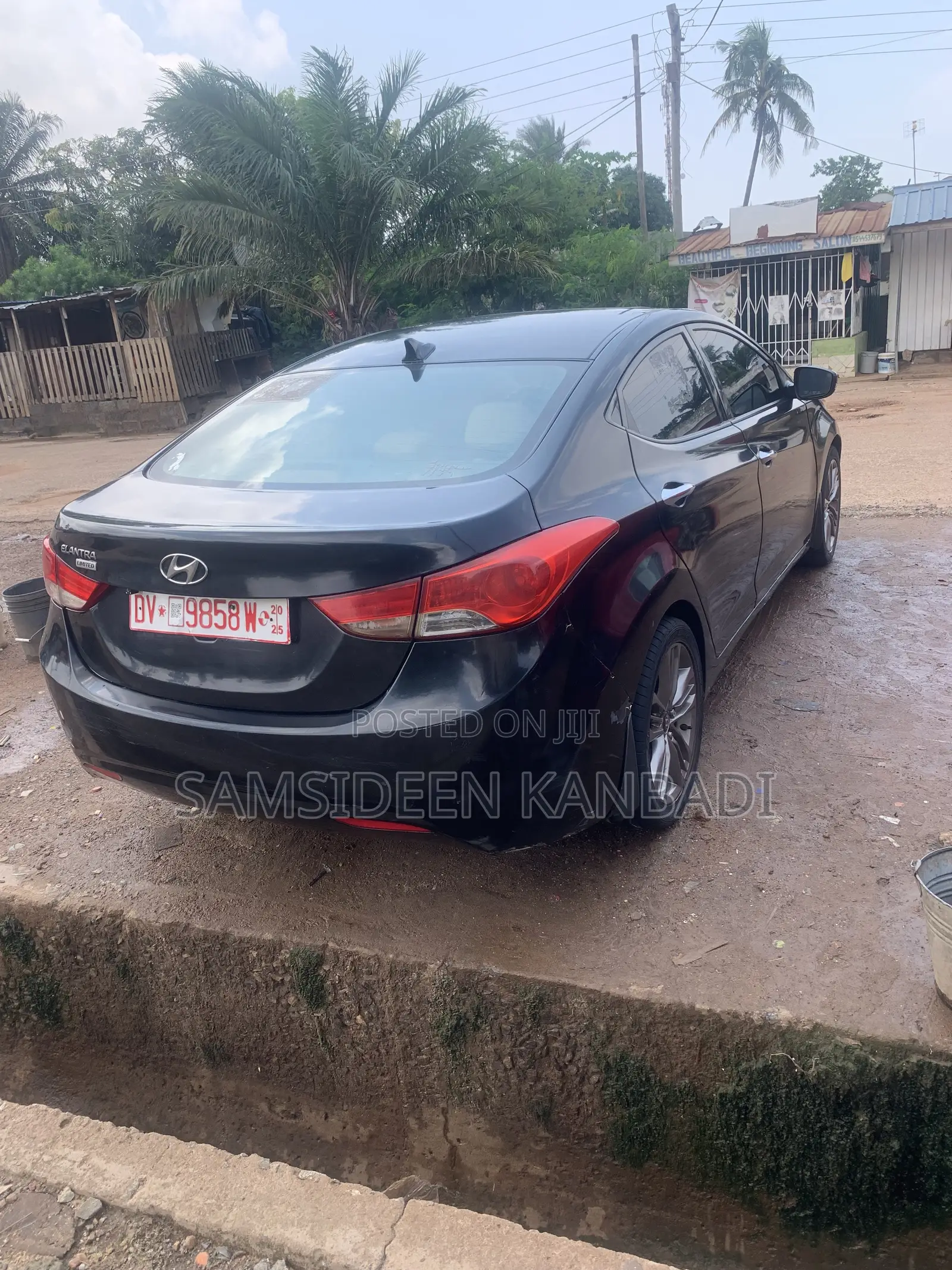 Hyundai Elantra GLS Sedan FWD (1.8L 4cyl 6M) 2013 Black