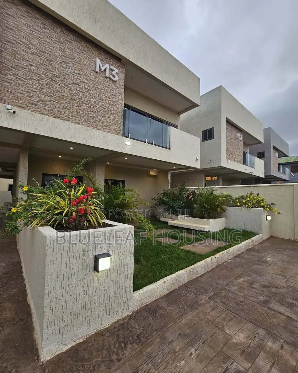4bdrm House in Lake Side Estate for sale