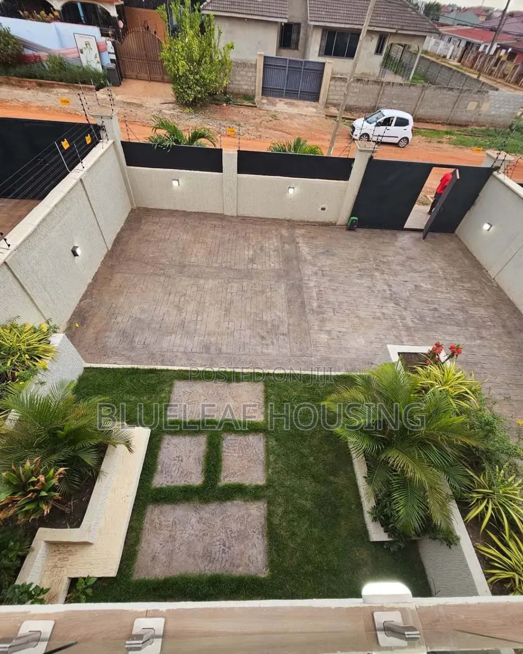 4bdrm House in Lake Side Estate for sale