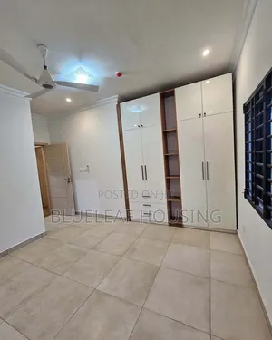 4bdrm House in Lake Side Estate for sale