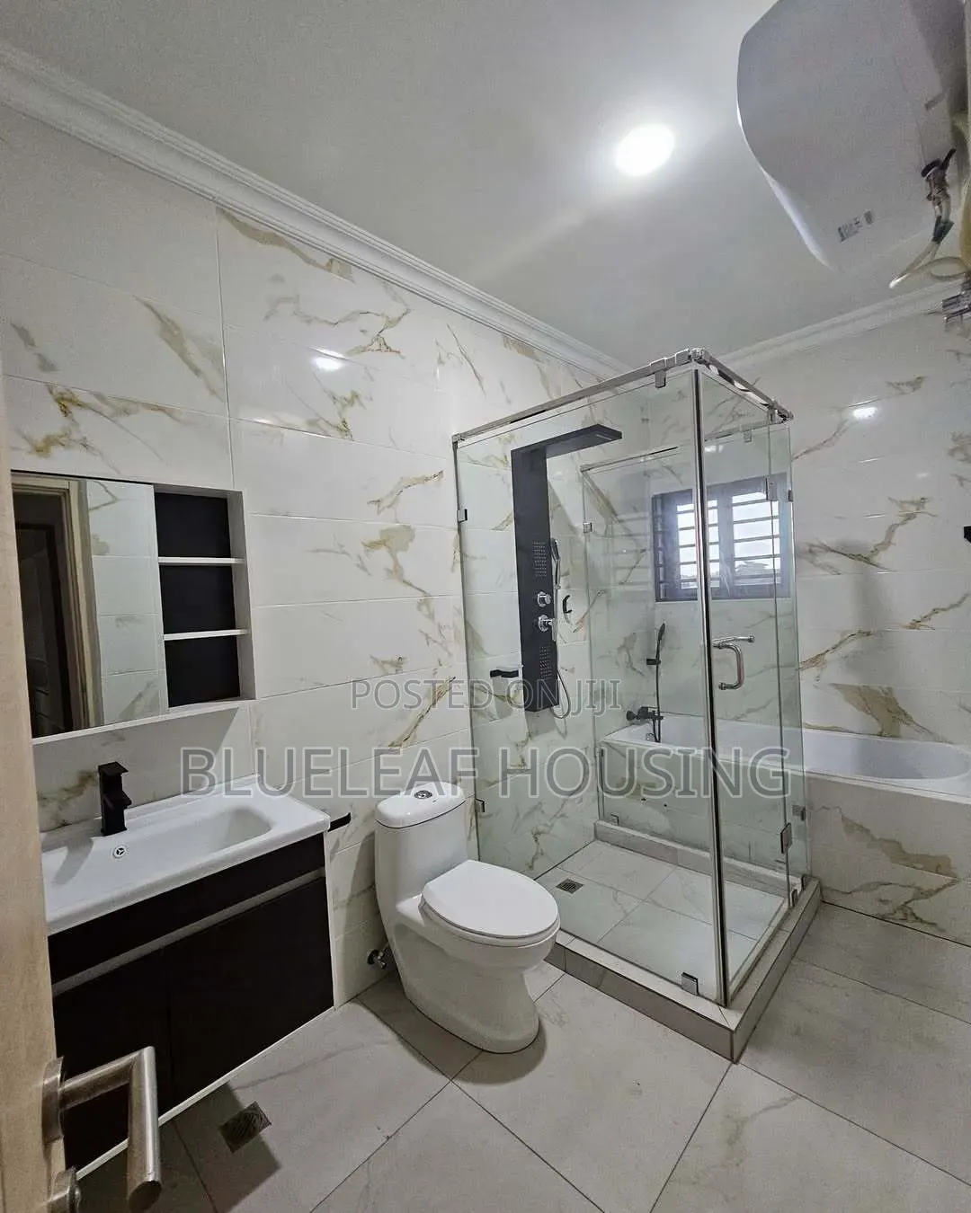 4bdrm House in Lake Side Estate for sale
