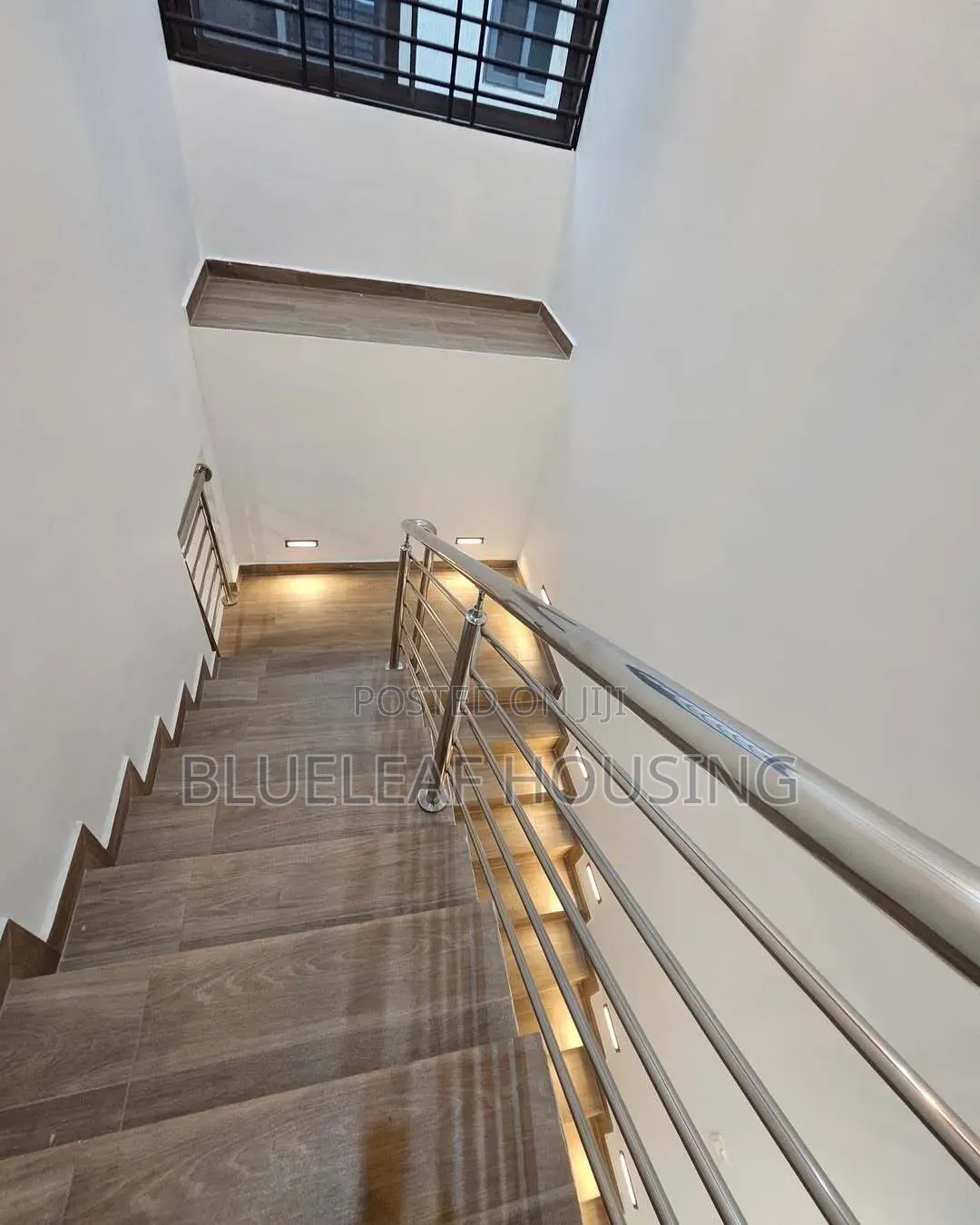 4bdrm House in Lake Side Estate for sale