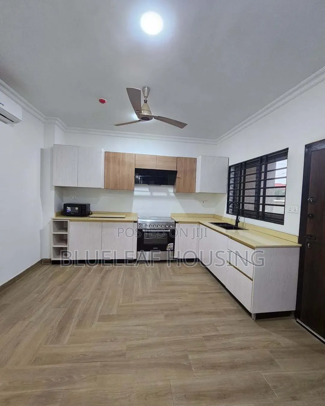 4bdrm House in Lake Side Estate for sale
