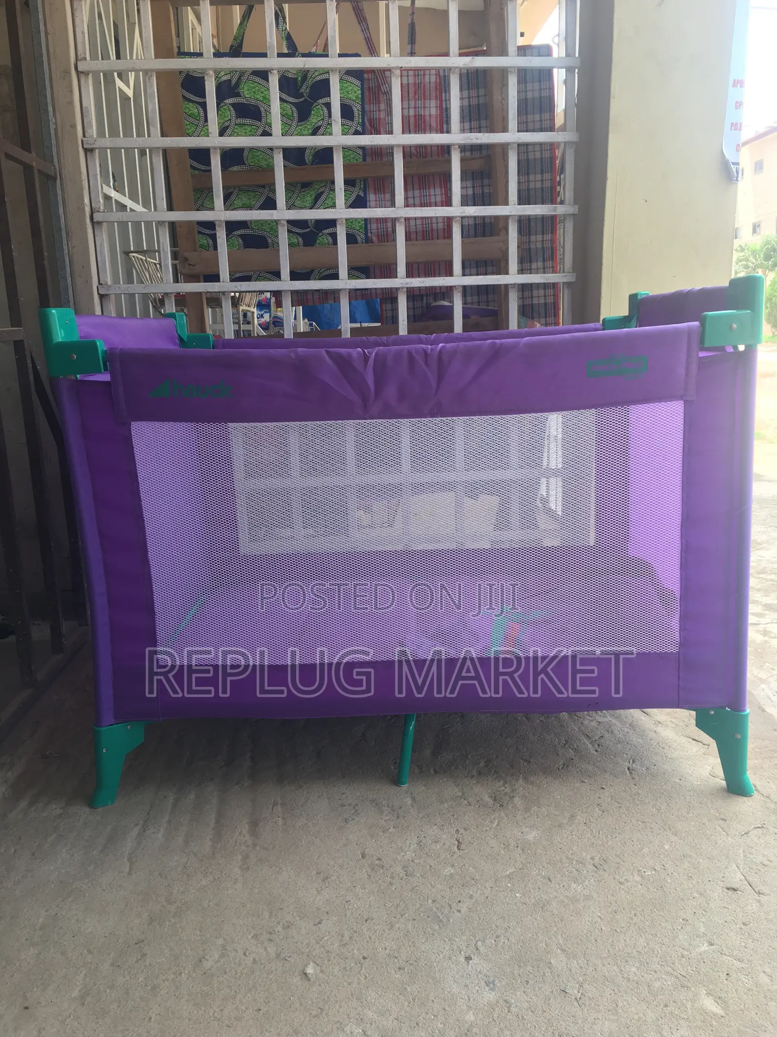 Hauck Baby Toddler Foldable Travel Cot and Portable Playpen
