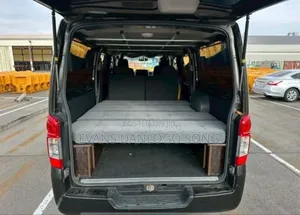 Nissan Caravan (Urvan) 2013 Brown
