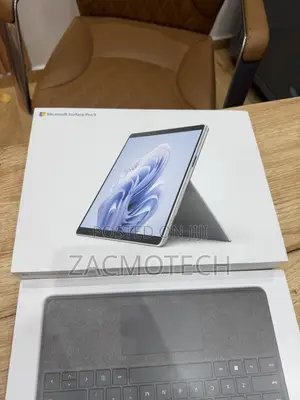 Laptop Microsoft Surface Pro 9 16GB Intel Core i7 SSD 1T