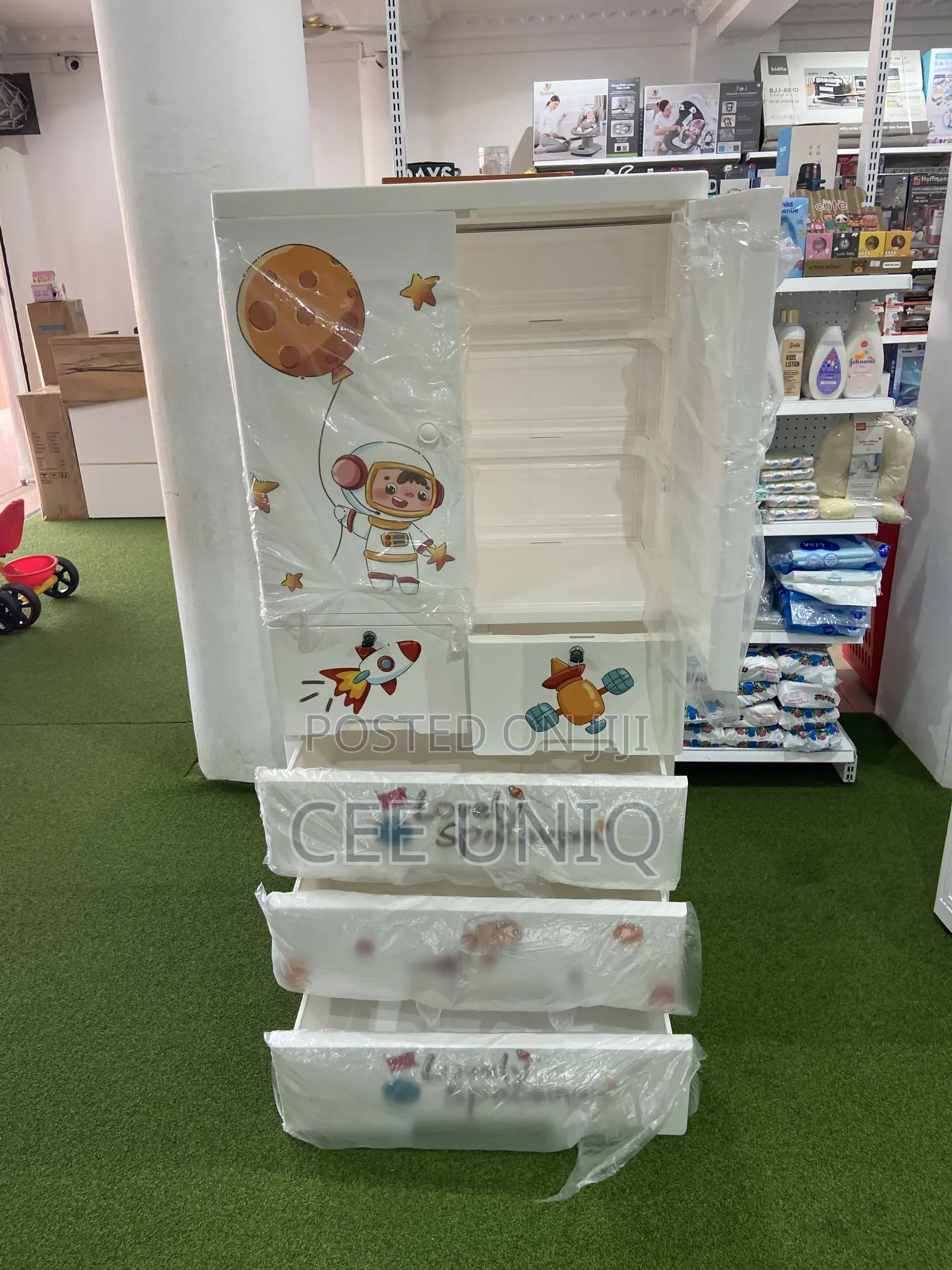 Baby Lovely Spaceman Wardrobe