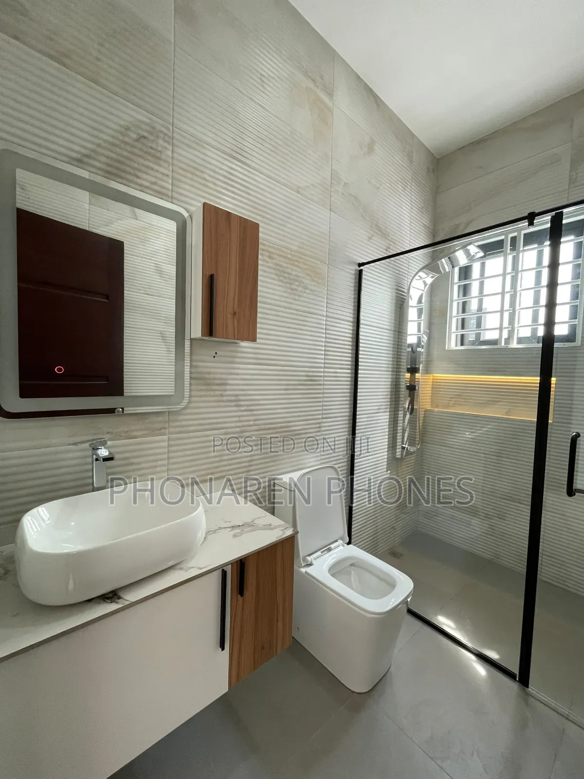 4bdrm House in Sakumono for sale