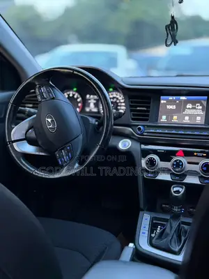 Hyundai Elantra SE 2021 Silver