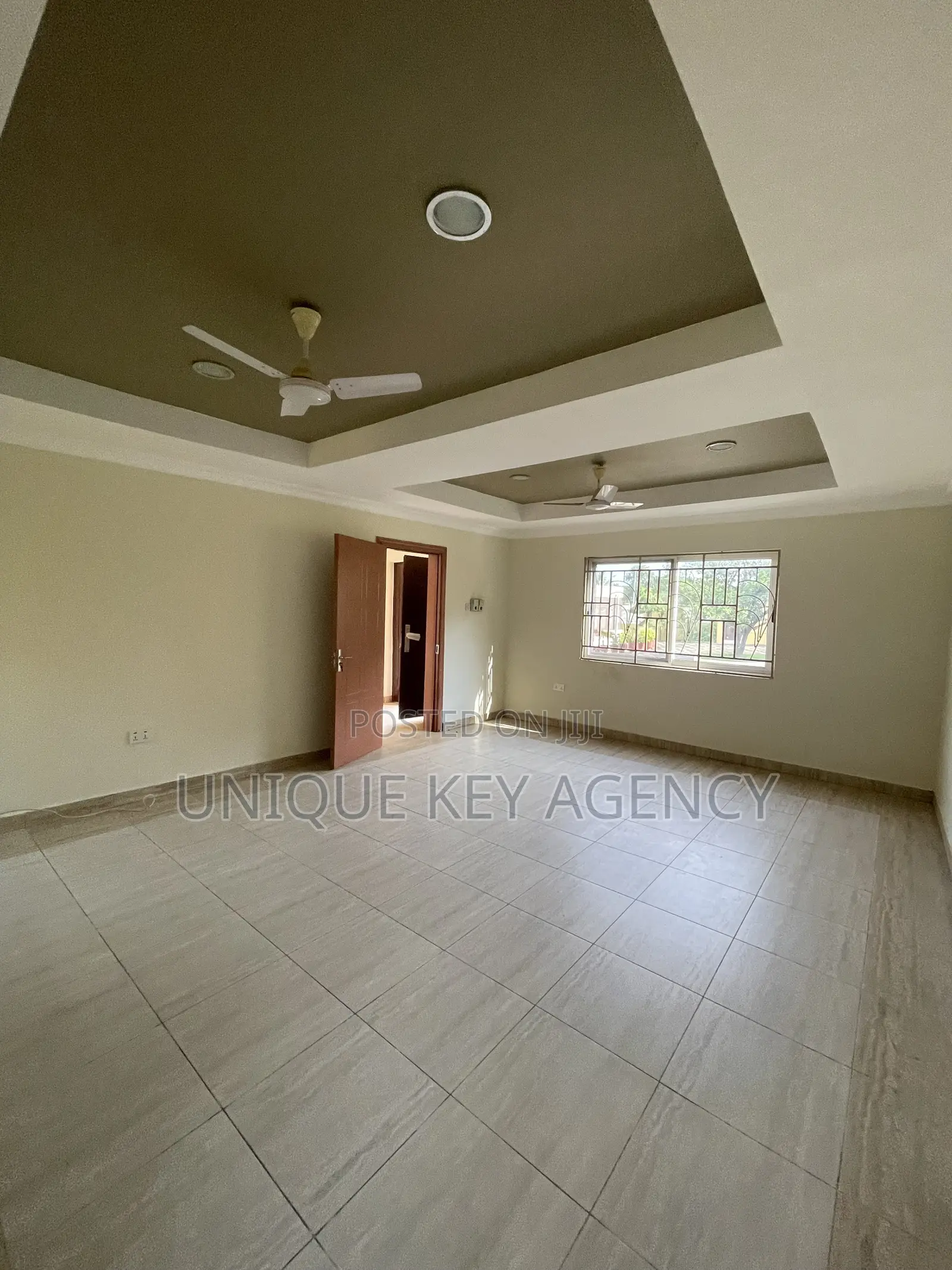 3bdrm Duplex in Unique Key Agency, Achimota for rent