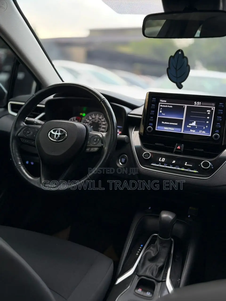 Toyota Corolla LE 2021 Silver