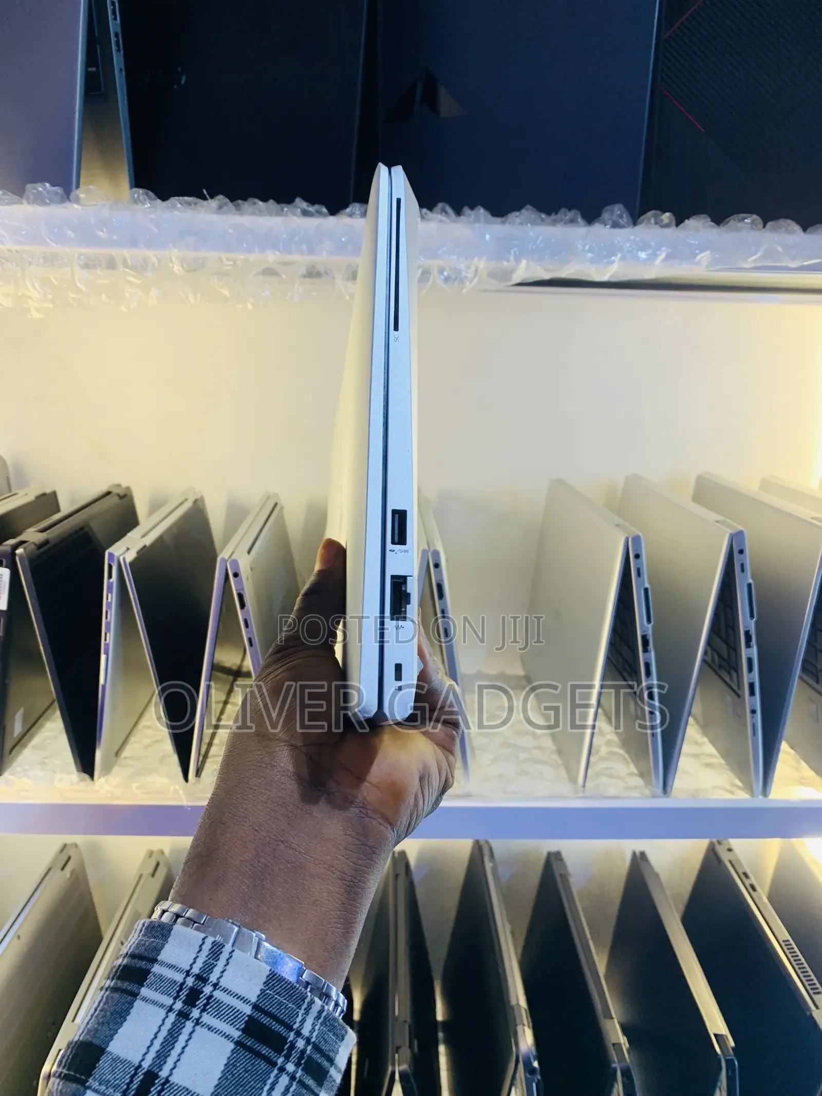 Laptop HP EliteBook 640 G9 16GB Intel Core i7 SSD 256GB