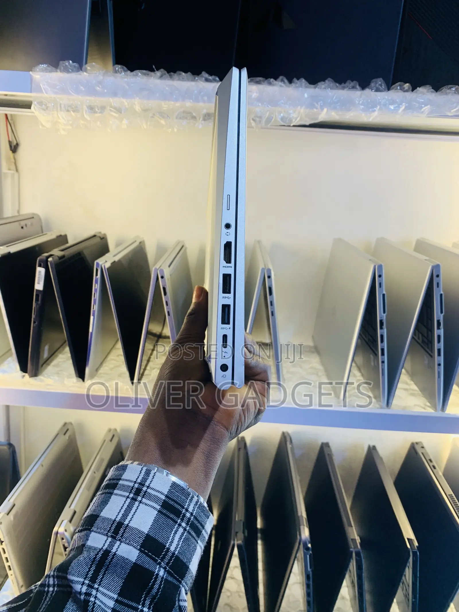 Laptop HP EliteBook 640 G9 16GB Intel Core i7 SSD 256GB