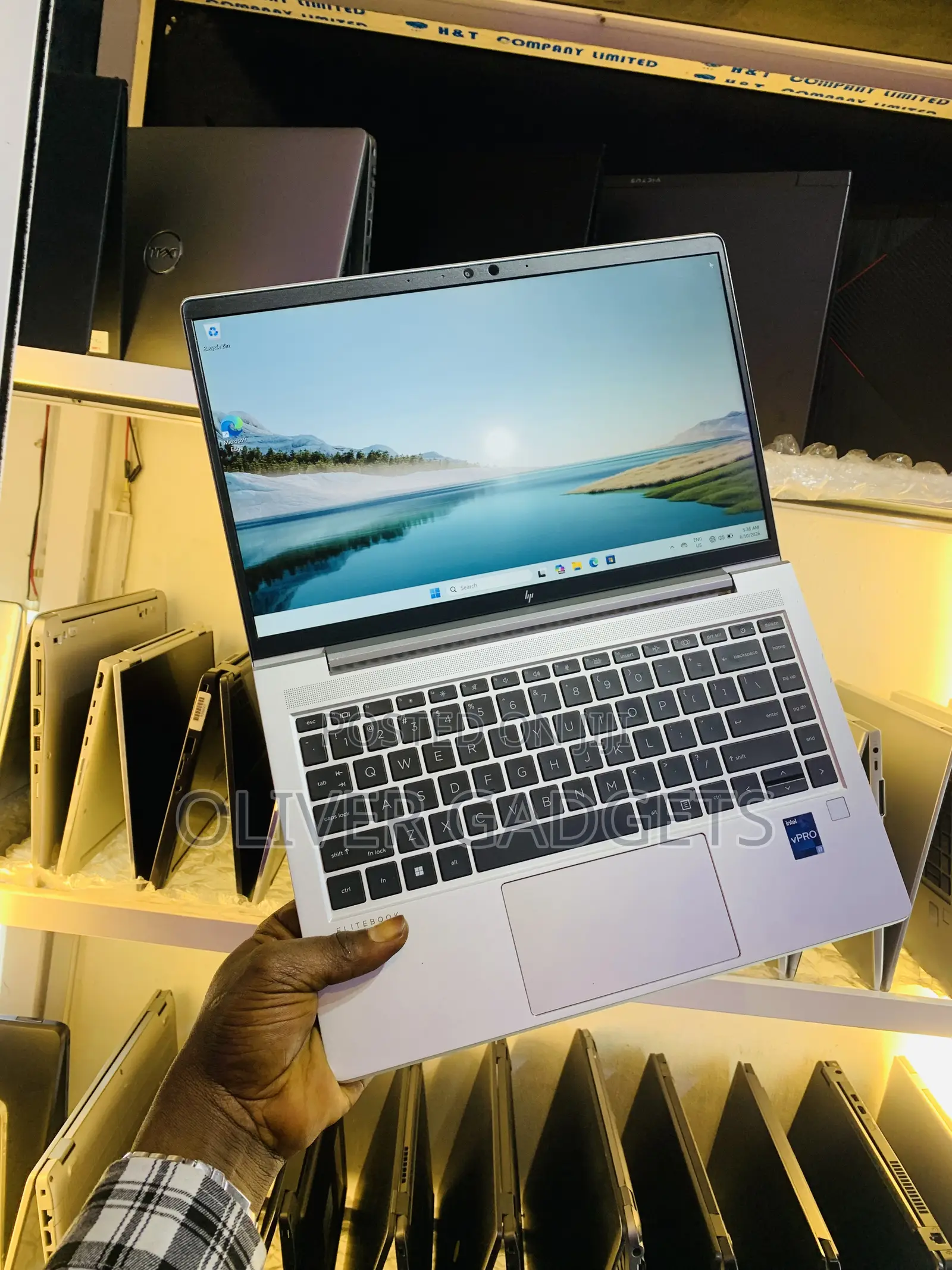 Laptop HP EliteBook 640 G9 16GB Intel Core i7 SSD 256GB