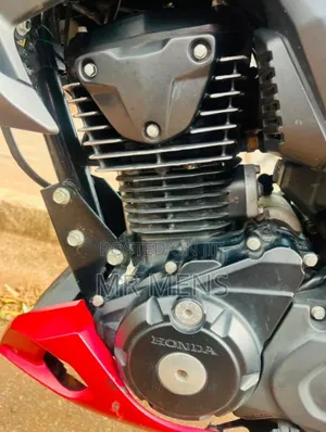 Honda Hornet 2020 Red