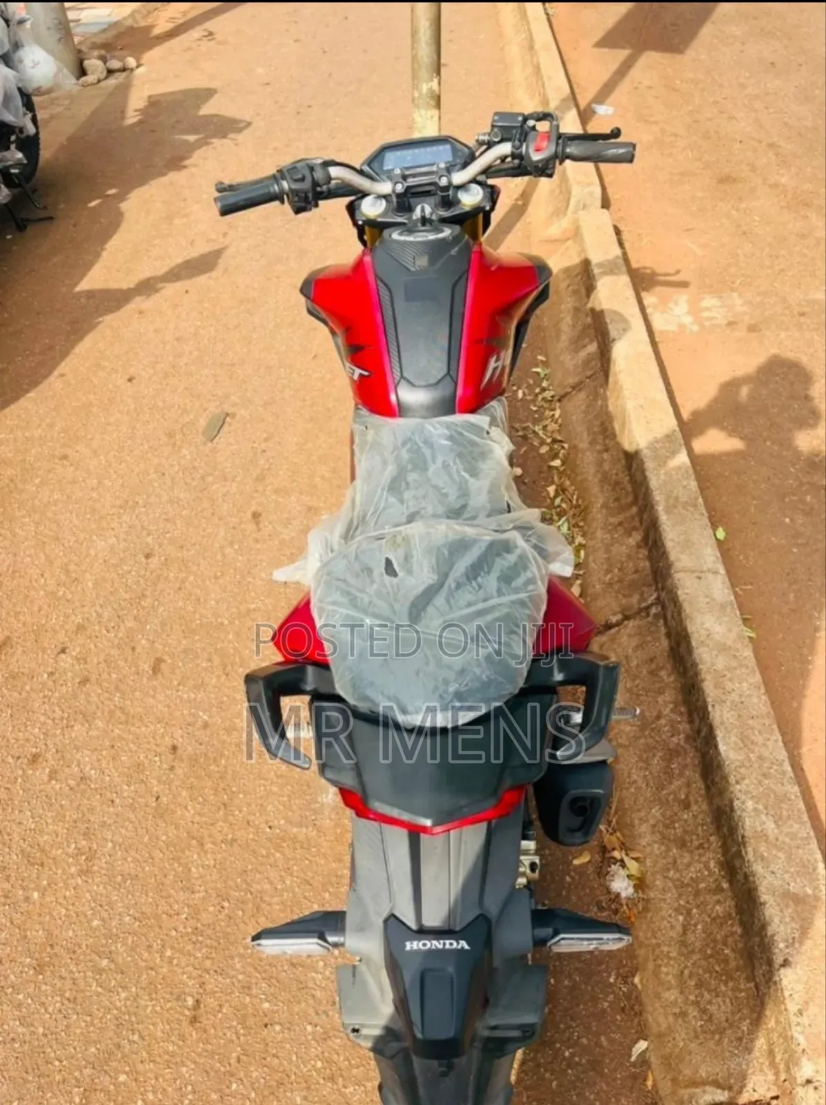 Honda Hornet 2020 Red