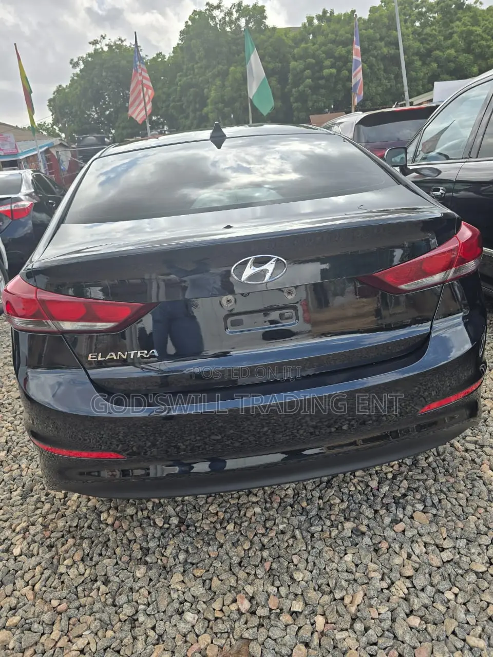 Hyundai Elantra Limited Sedan FWD (2.0L 4cyl 6A) 2017 Black