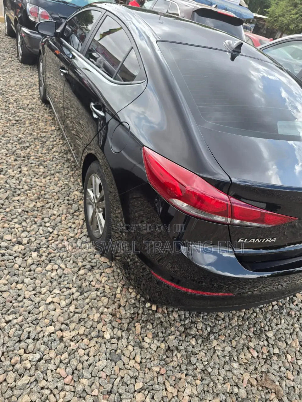 Hyundai Elantra Limited Sedan FWD (2.0L 4cyl 6A) 2017 Black