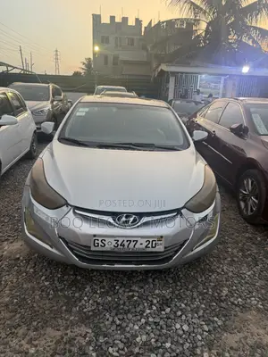 Hyundai Elantra 2013 Silver