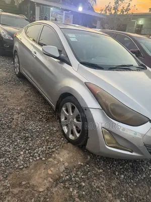 Hyundai Elantra 2013 Silver