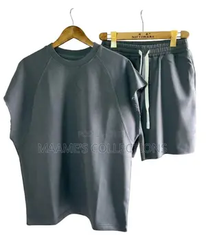 Men’S Armless/ Sleeveless Top and Down
