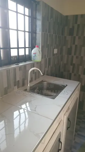 1bdrm Apartment in Sharp Curve for rent
