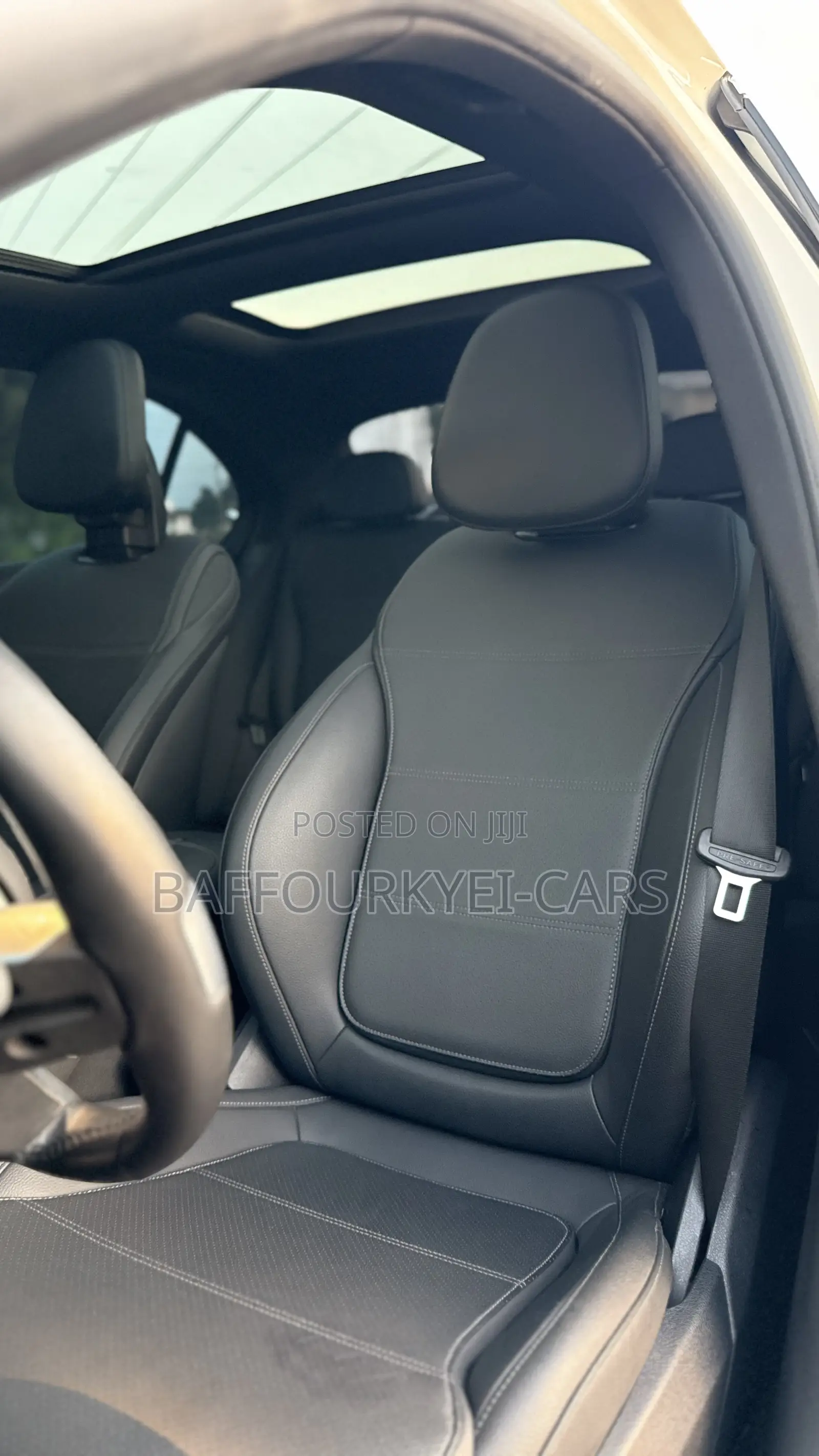 Mercedes-Benz C300 2024 White