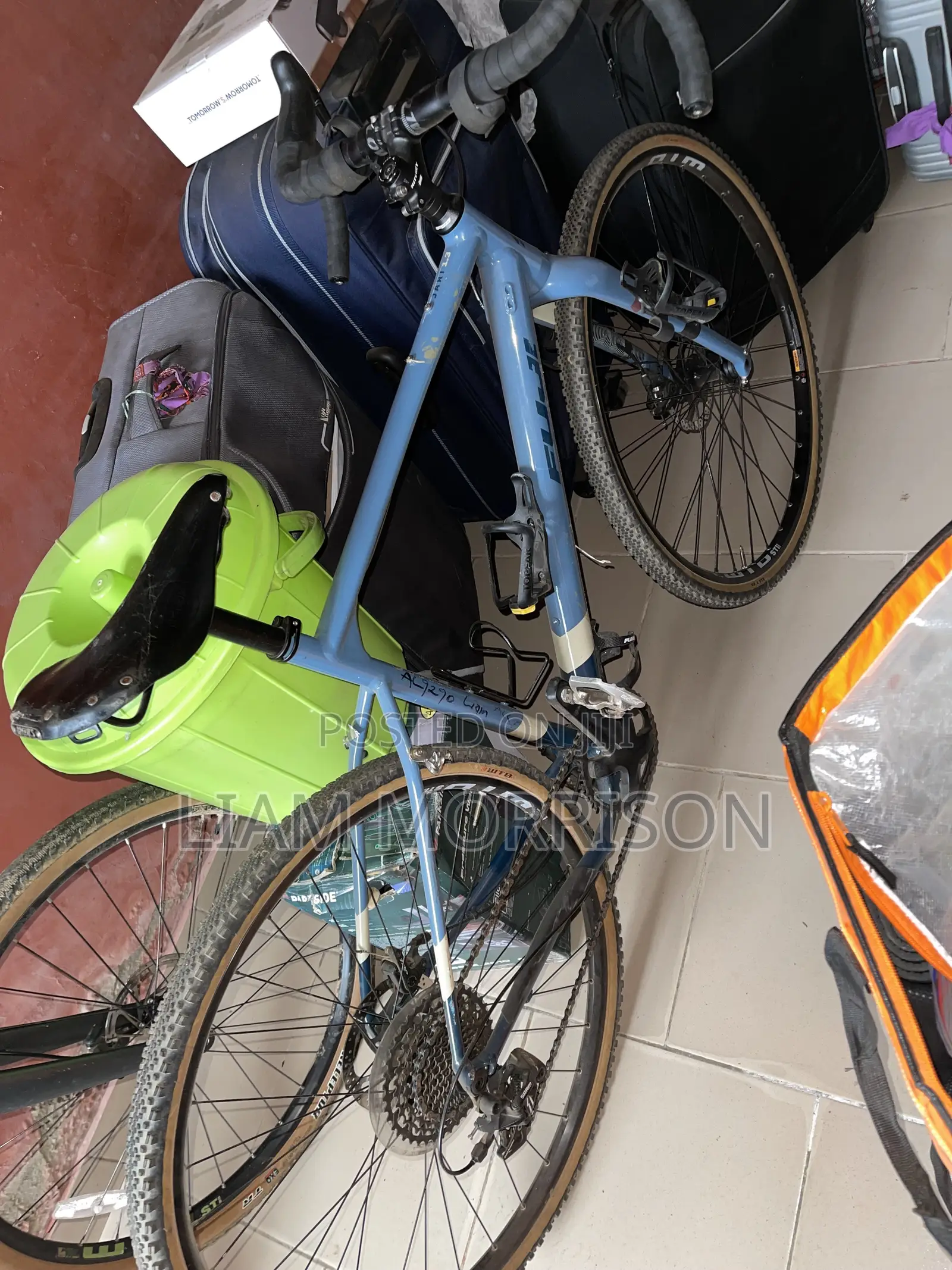 Fuji Jari 1.3 Bicycle Racing Bike