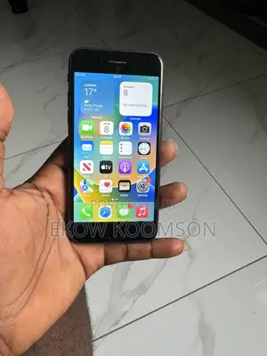 Apple iPhone 8 64 GB Black