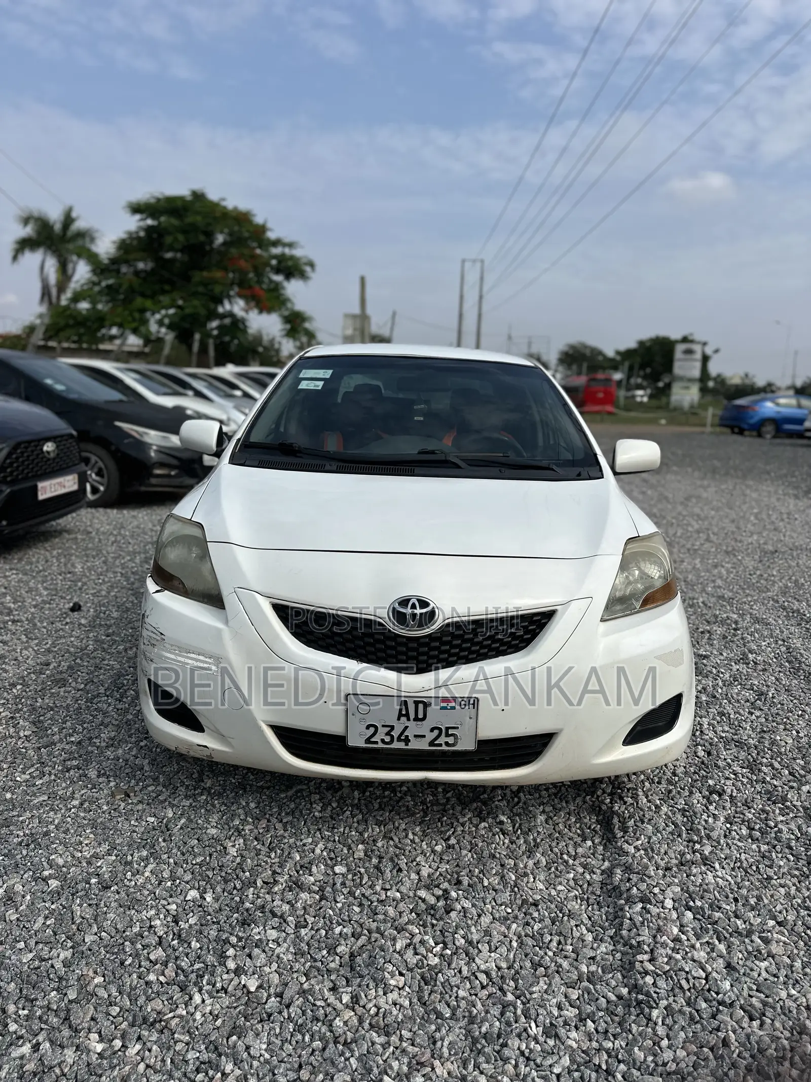Toyota Yaris SE Hatchback 5dr 2012 White