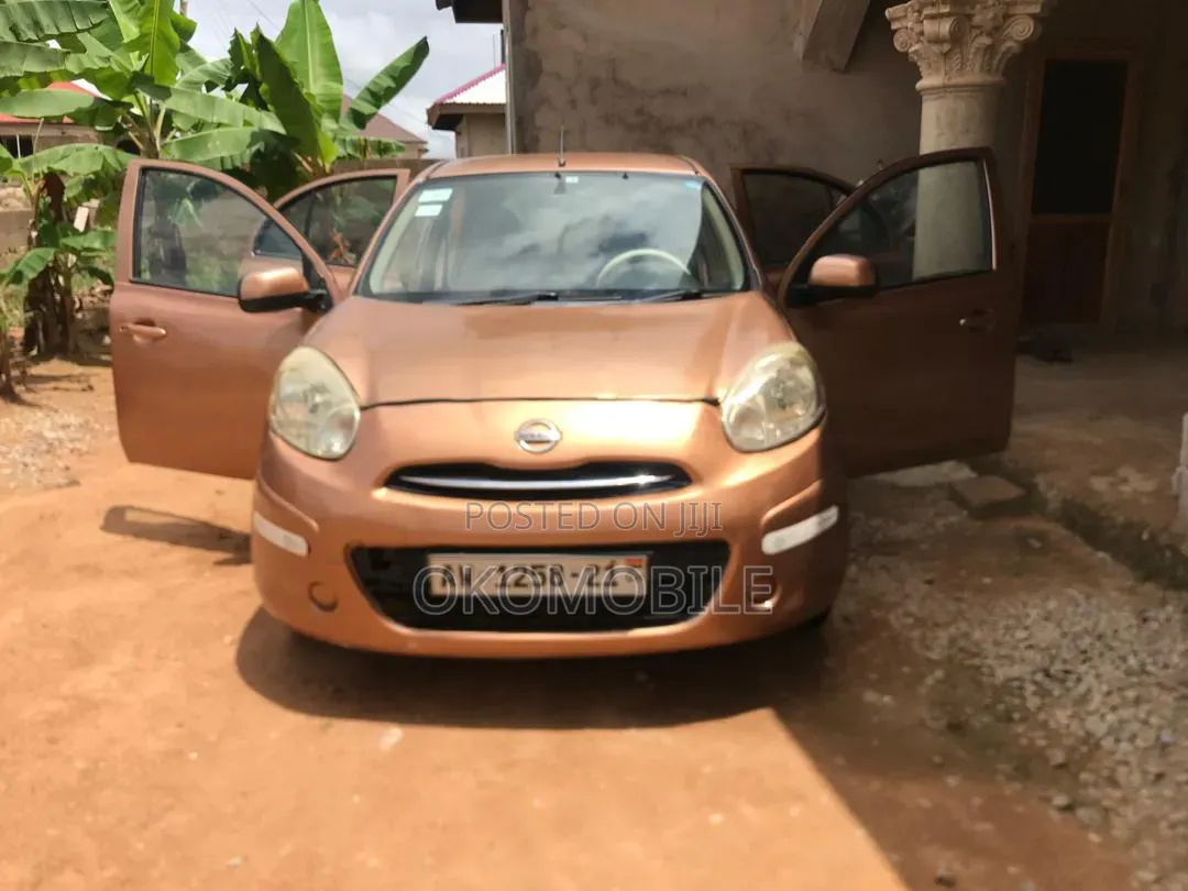Nissan March 2013 Orange
