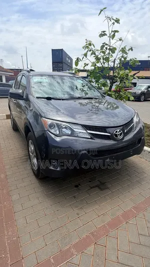 Toyota RAV4 LE Front-wheel Drive (2.5L 4cyl 6A) 2016 Gray