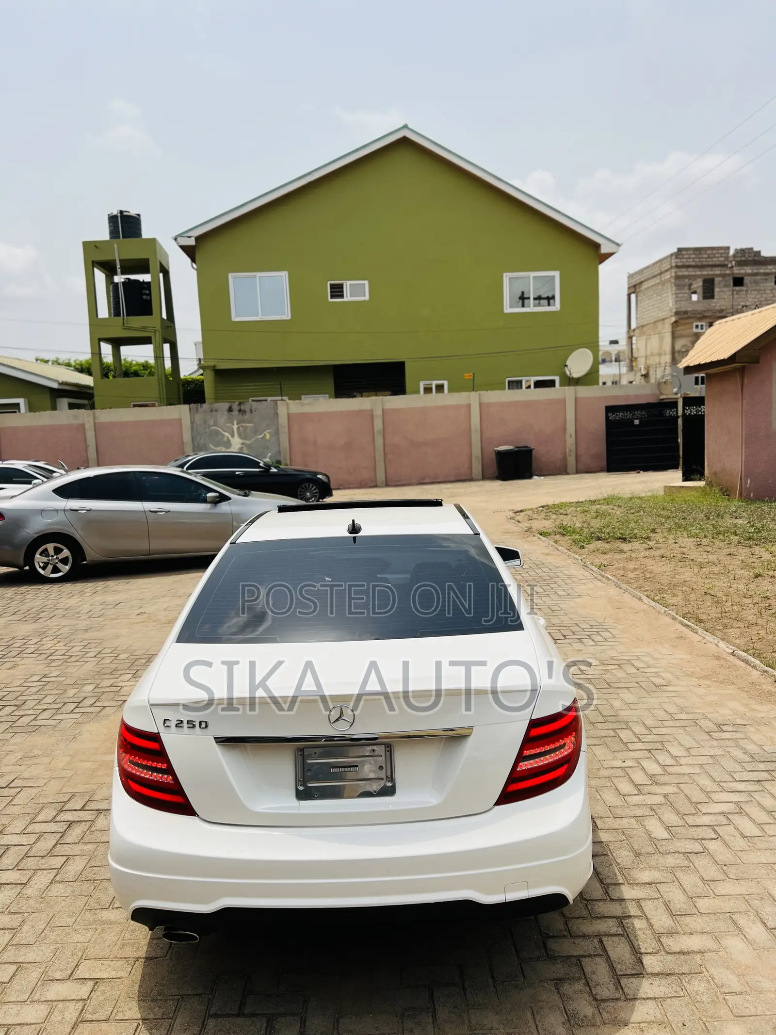 Mercedes-Benz C250 2014 White