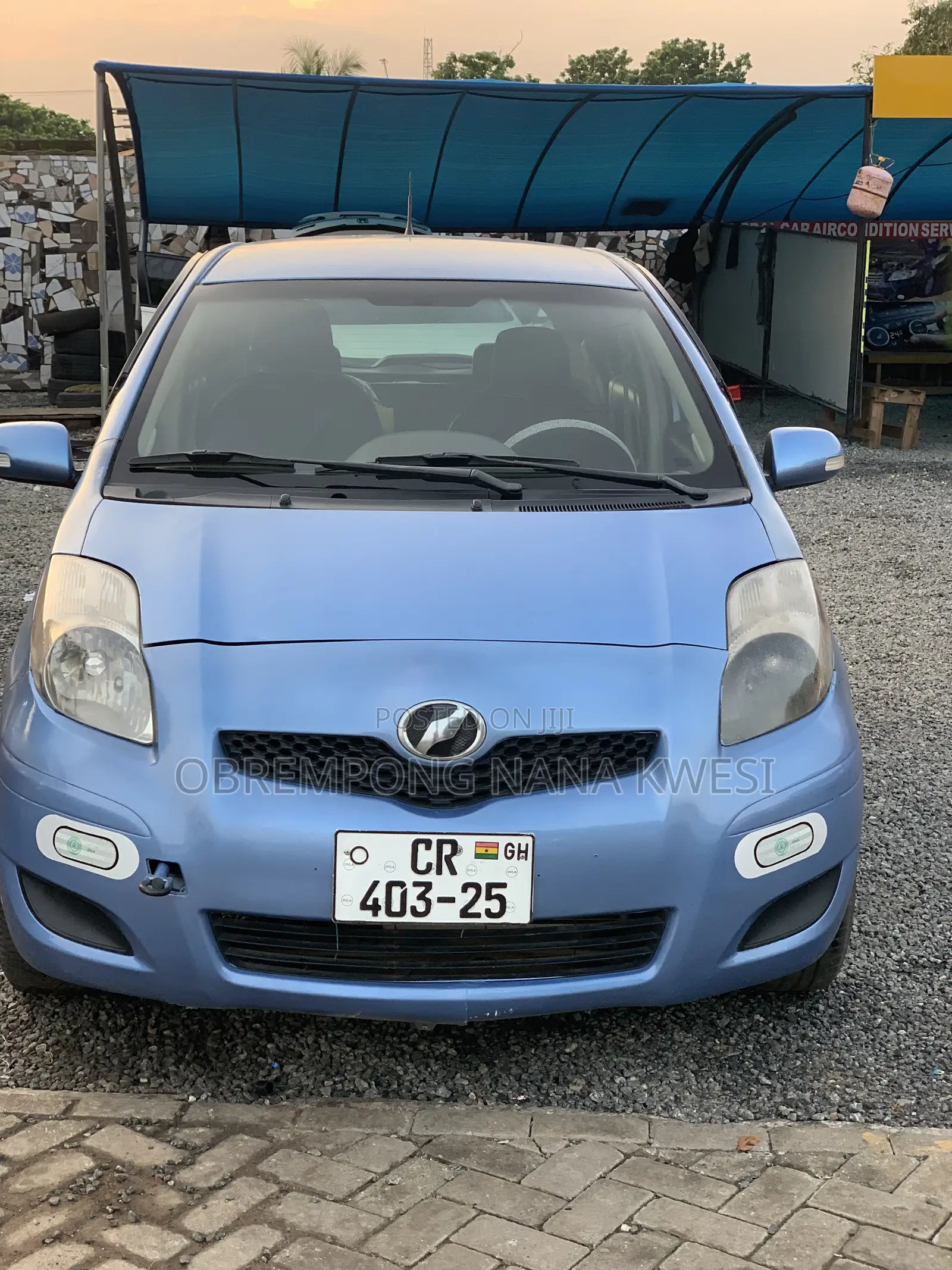 Toyota Vitz 2010 Blue