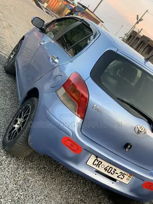 Toyota Vitz 2010 Blue