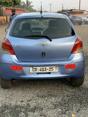 Toyota Vitz 2010 Blue