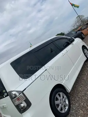 Toyota Voxy 2012 White