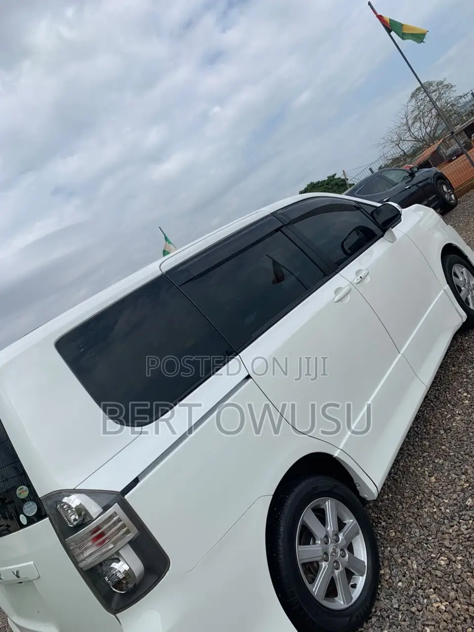 Toyota Voxy 2012 White