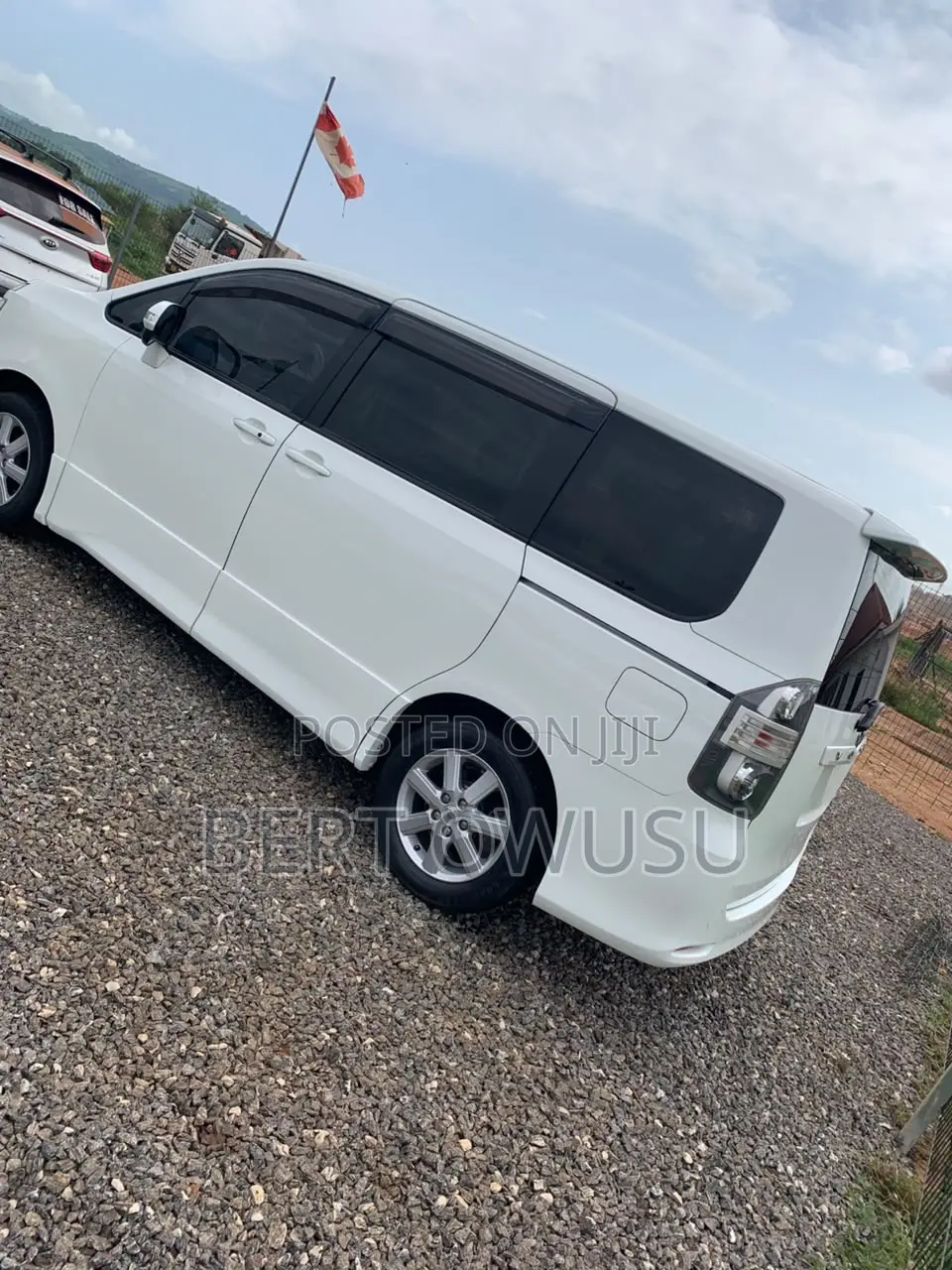 Toyota Voxy 2012 White