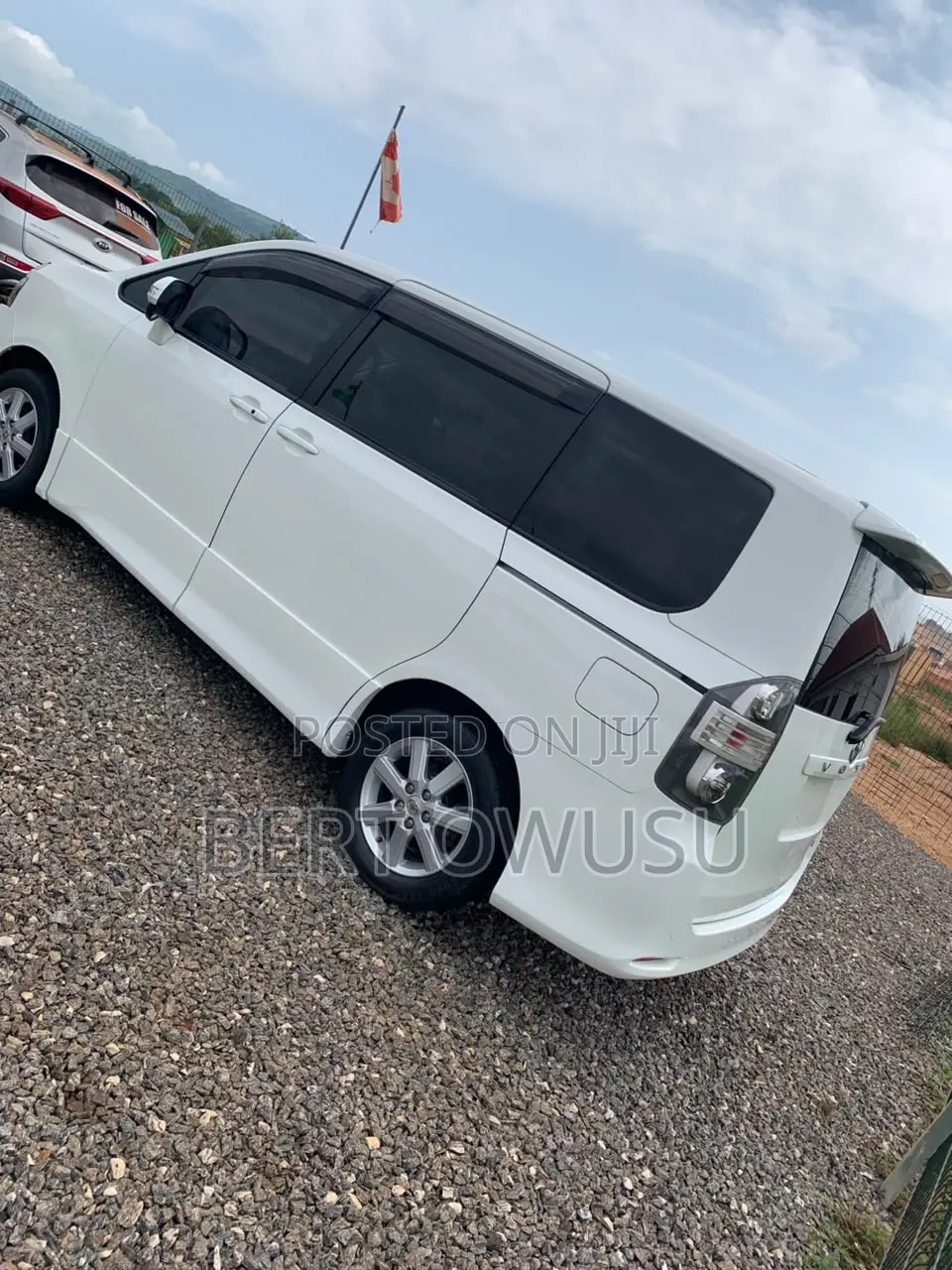 Toyota Voxy 2012 White