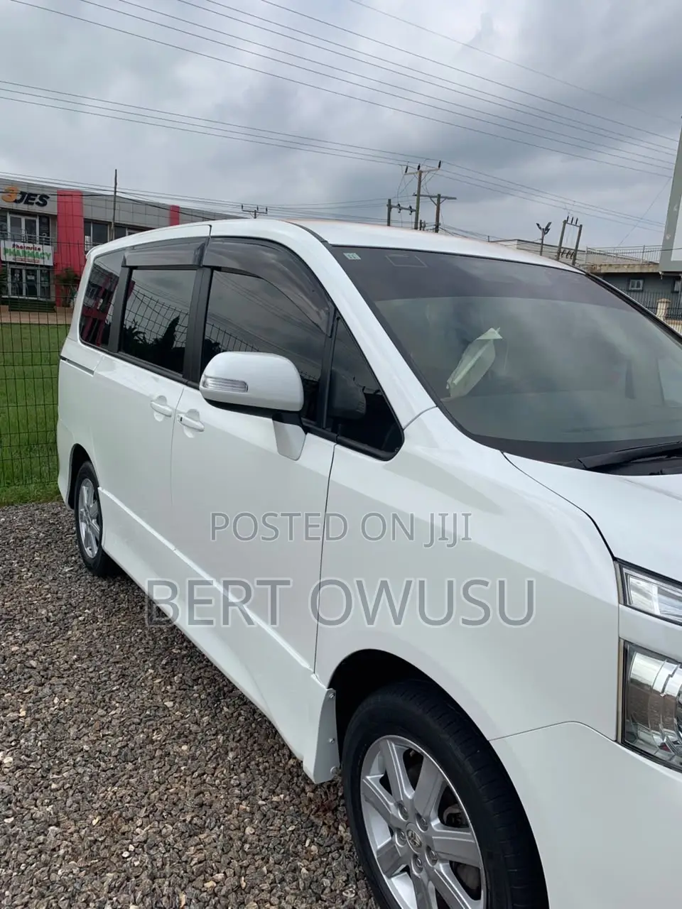 Toyota Voxy 2012 White