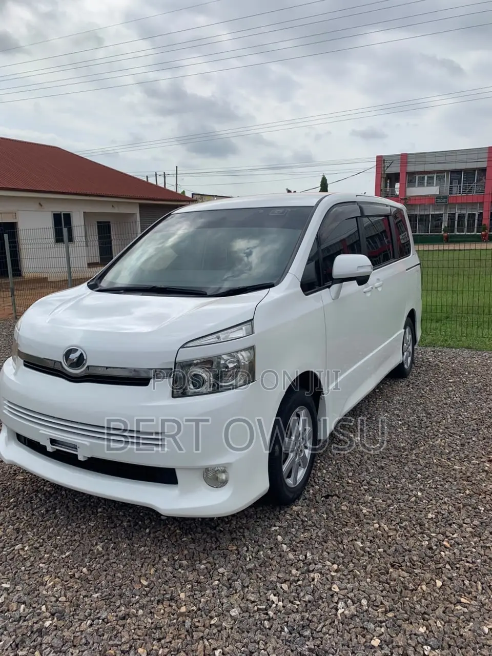Toyota Voxy 2012 White