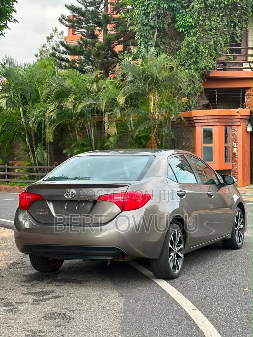 Toyota Corolla 2019 Beige