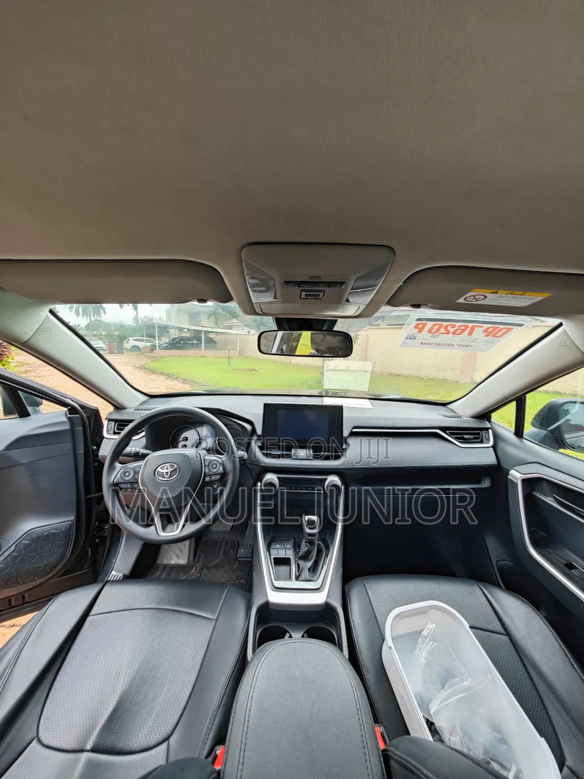 Toyota RAV4 LE 2022 Black