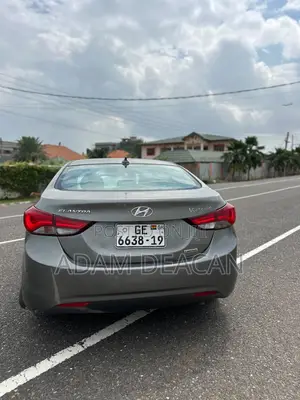 Hyundai Elantra Limited 4dr Sedan (1.8L 4cyl 6A) 2014