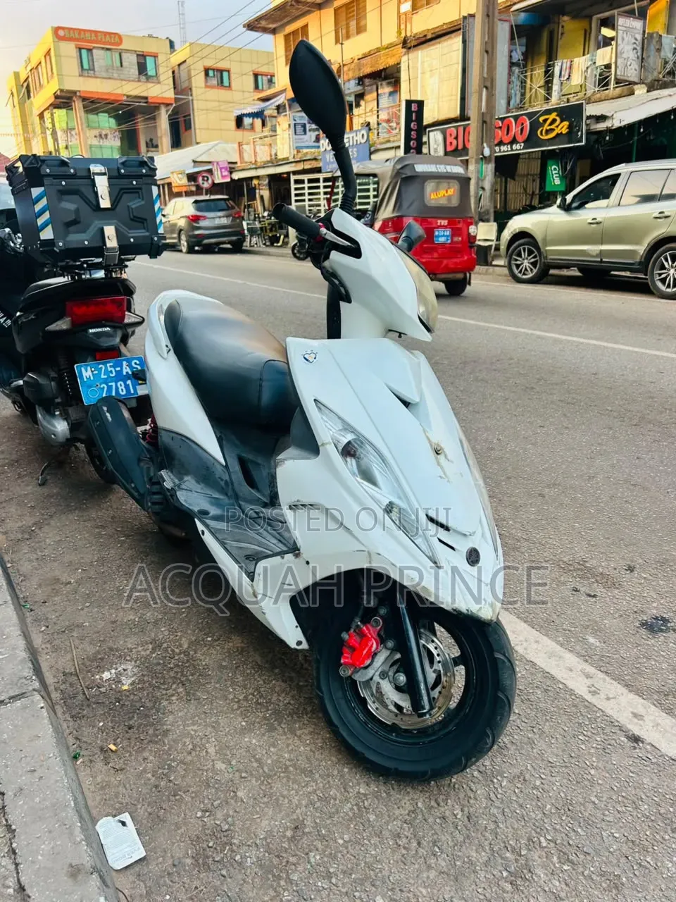 Yamaha 2021 White