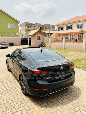 Hyundai Elantra 2018 Black